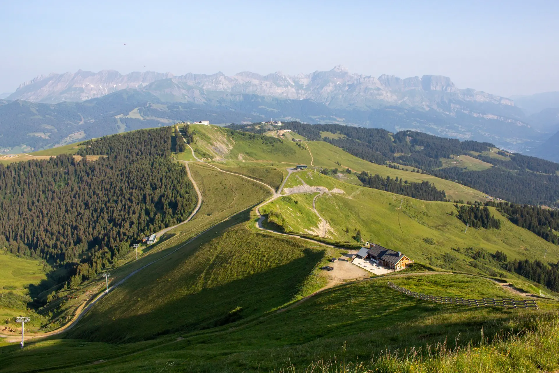 Le Mont Joly depuis les Communailles Saint Gervais 230721 71